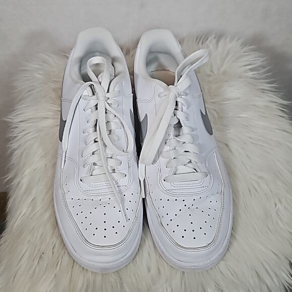 Nike Court Vision Low Casual Running Sneaker - Picture 1 of 8